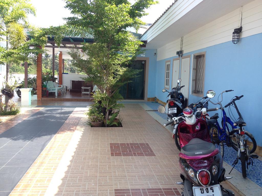 Baan Lom Talay Hotel Huahin Kültér fotó